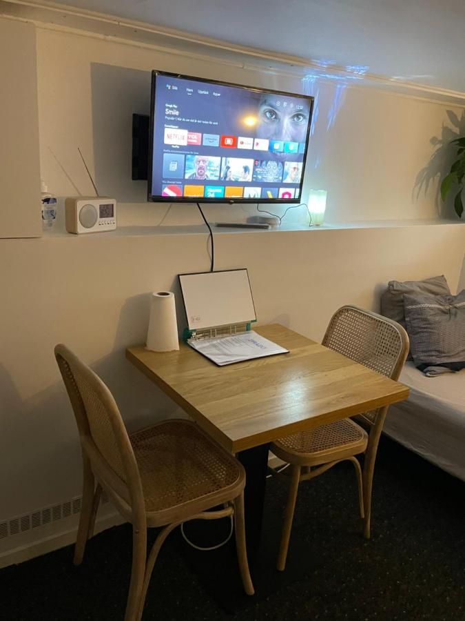 Brabo Kaellare Apartment แลนด์สครูนา ภายนอก รูปภาพ